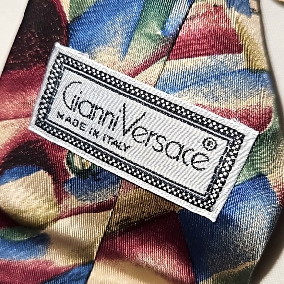 Gianni Versace vintage abstract silk tie - Picture 5 of 7